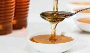 10 uses of honey