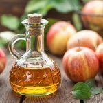 Read more about the article 100 uses of apple cider vinegar for body odor