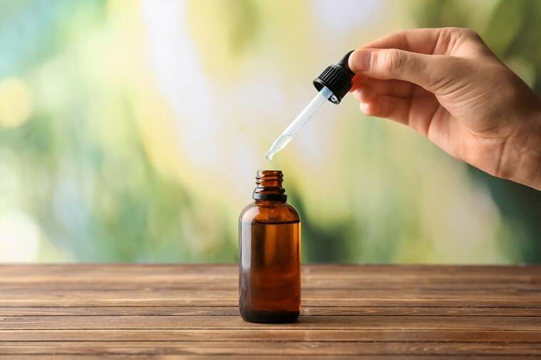 You are currently viewing 100 uses of essential oils